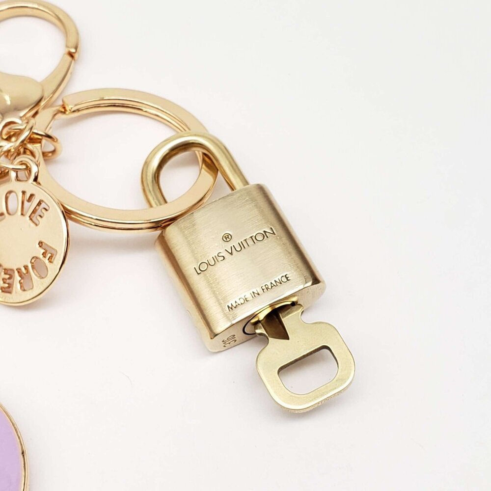 LV Gold Padlock & Key 🔒 Authentic Louis Vuitton Bag Unbranded Flower Charm - Picture 7 of 8